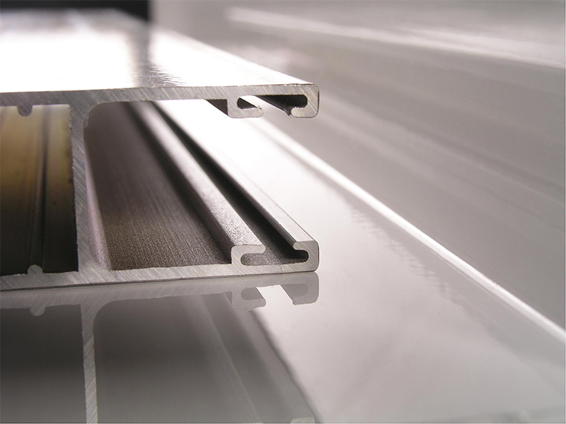 Aluminum is in short supply, why the price is still falling